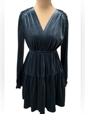 NWT Velvet Tiered Long-Sleeve Dress in Teal